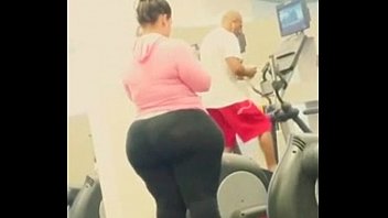 Big ass wide hips at GYM