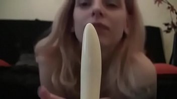 Viktoria Has A Shaking Orgasm On Webcam