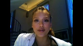 Jessica Alba Jerkoff Instruction Red Light Green Light  Game