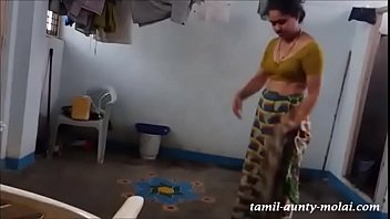 Triplicane Tamil Brahmin gorgeous Alamelu aunty showing her nice boobs porn video @ 0643204176150 # 2016, July 23rd.