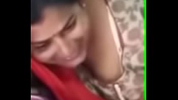 Tamil Aunty Hot Boobs Cleavage in Train