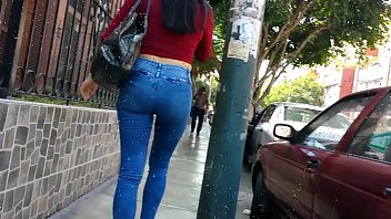 hunting #75 (Perfect ass in jeans) - cazando #75 (perfecto culo en jeans)