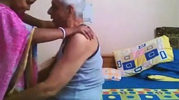 Bangla Lovely Aunty Sucking n Fucking