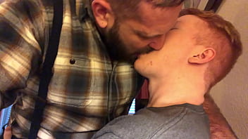 Seattle Dad sharing a ginger hole with a college jock