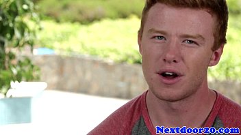 Ginger hunk jerking off in sexy solo scene