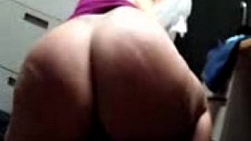 phat booty pawg rides me