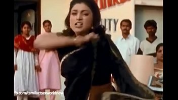 Roja removing her saree in public hot and horny boobs and navel show !!!