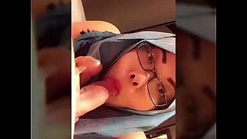 jilbaber berkacamata.MP4