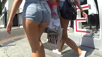 Fat wench walking around and showing her candid ass