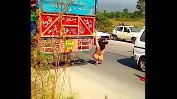Paki aunty naked on express highway kicking cars