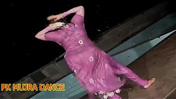 new mujra in rain wet